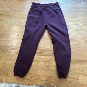 Lululemon joggers size 4
